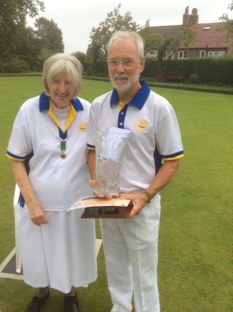 Francis Drake Bowls Club, Hilly Fields, Brockley, SE4 1QE. Dave Fricker   Centenary Cup Winner