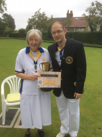 Francis Drake Bowls Club, Hilly Fields, Brockley, SE4 1QE. David Singer, winner of !00-Up Competition